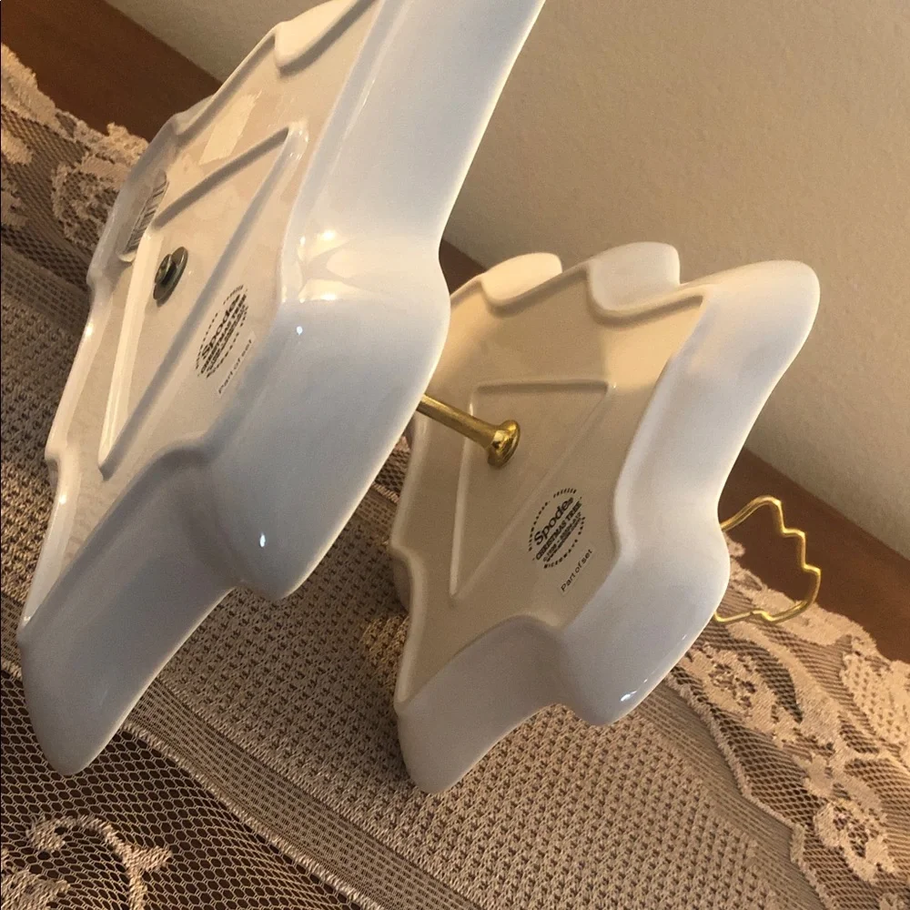 Spode Christmas Tree Two-Tier Serving stand - Picture 4 of 4